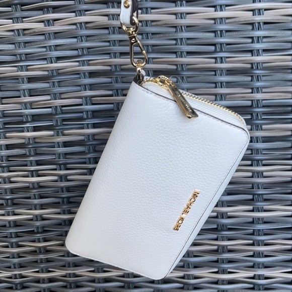 Michael Kors Jet Set Travel Lg Flat Multifunctional Phone Case-Wristlet-Wallet - Picture 16 of 16